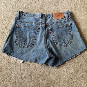 Levi’s shorts blue jean denim size 28